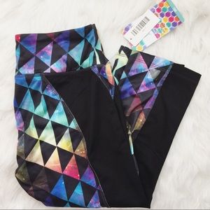 NWT LuLaRoe small Jade athletic cropped leggings